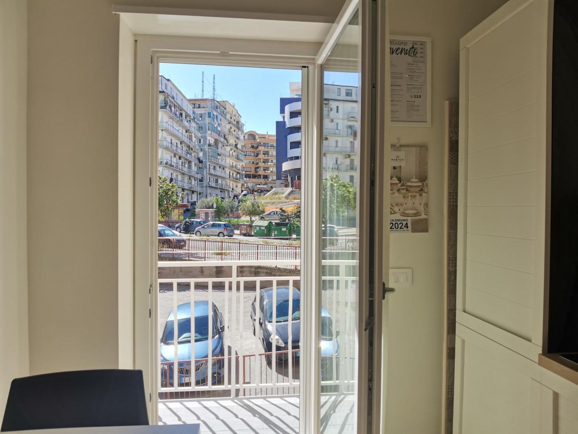 Palazzo Buscema - Appartamenti & Residence 크로토네 외부 사진