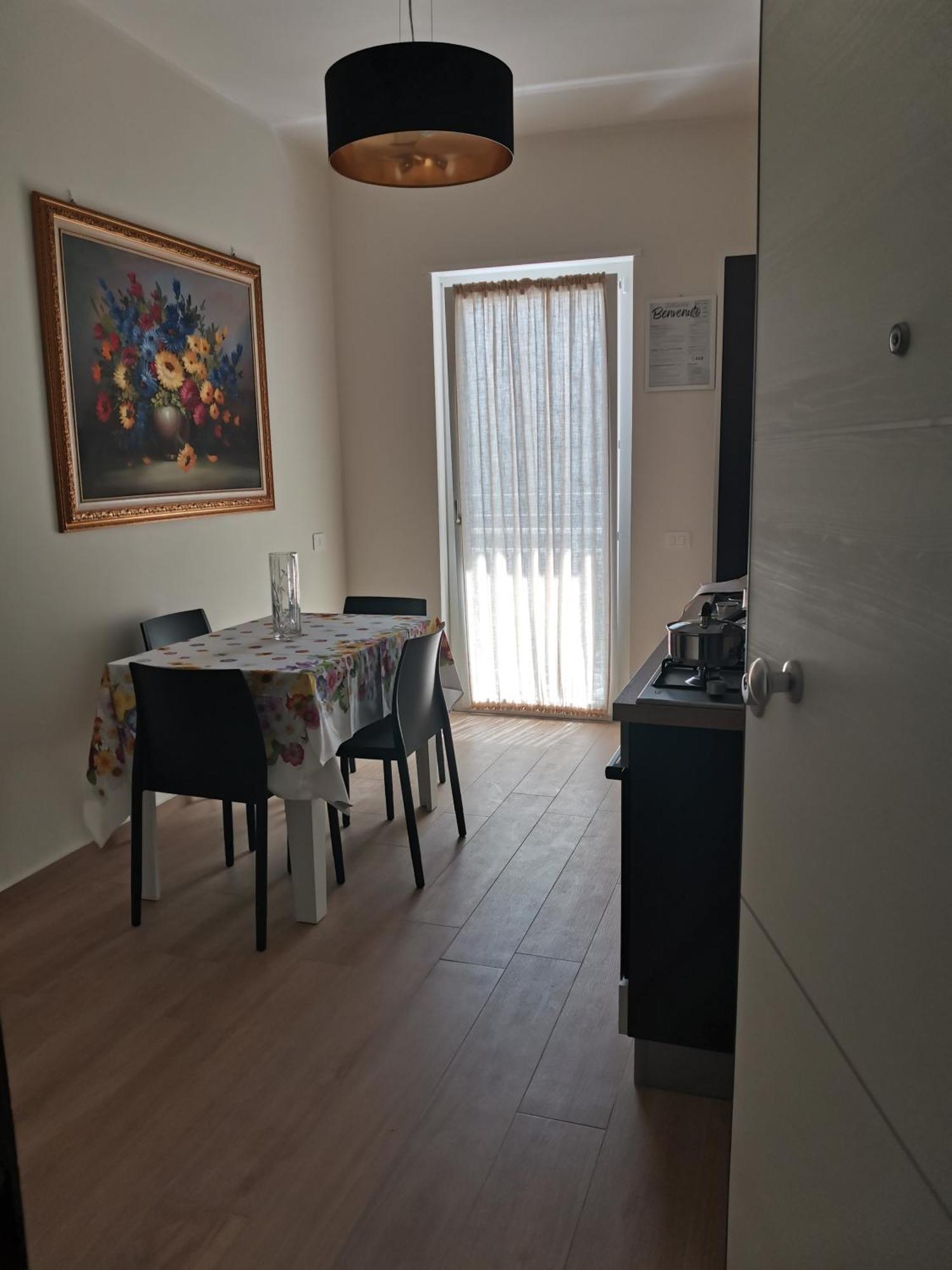 Palazzo Buscema - Appartamenti & Residence 크로토네 외부 사진